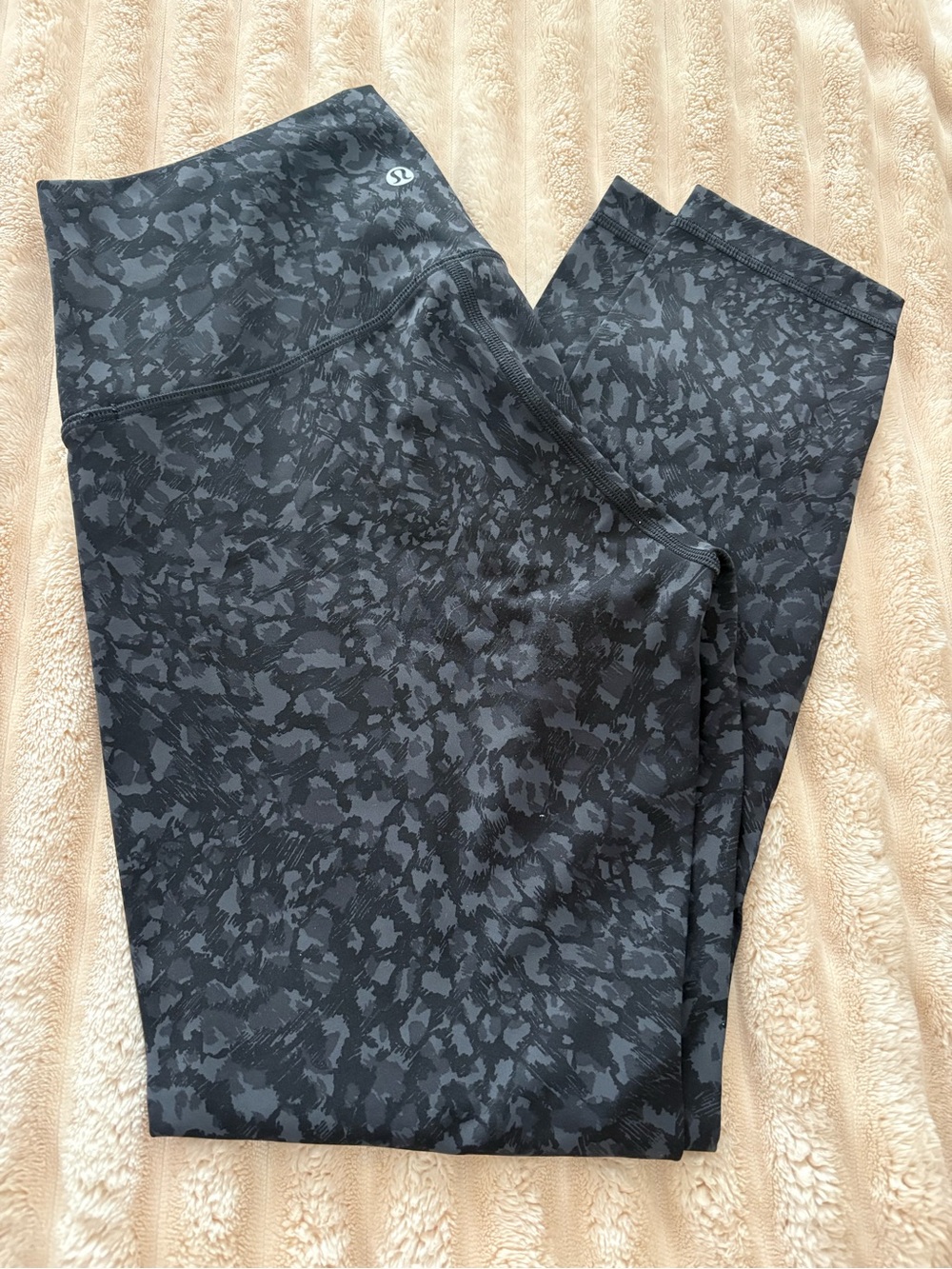lululemon athletica High-Rise Charcoal Black Printed Jeggings